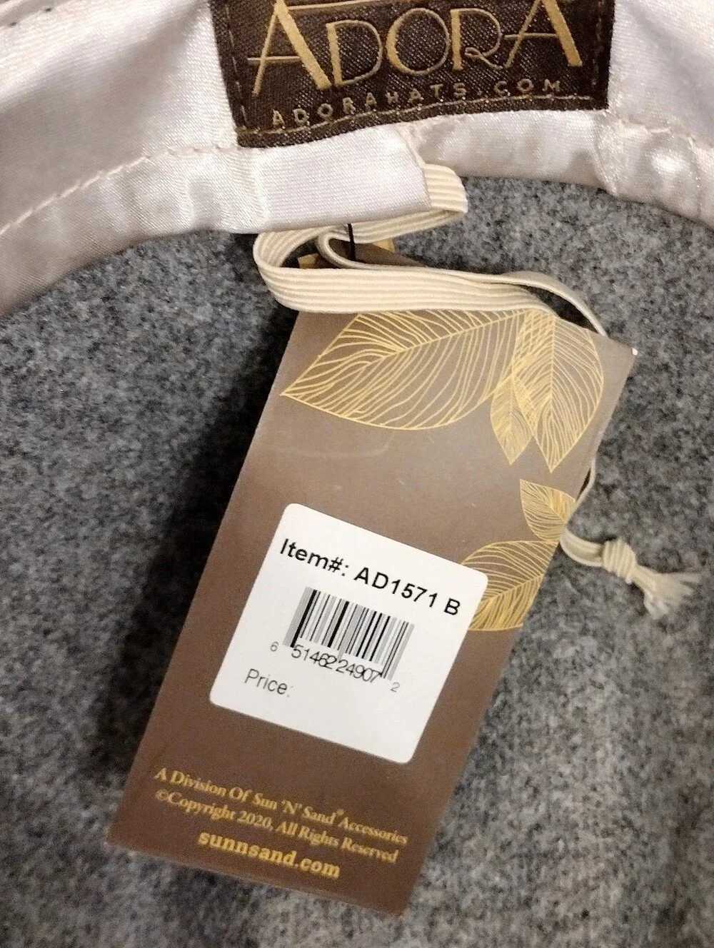 Women's Hat with White Braided Band